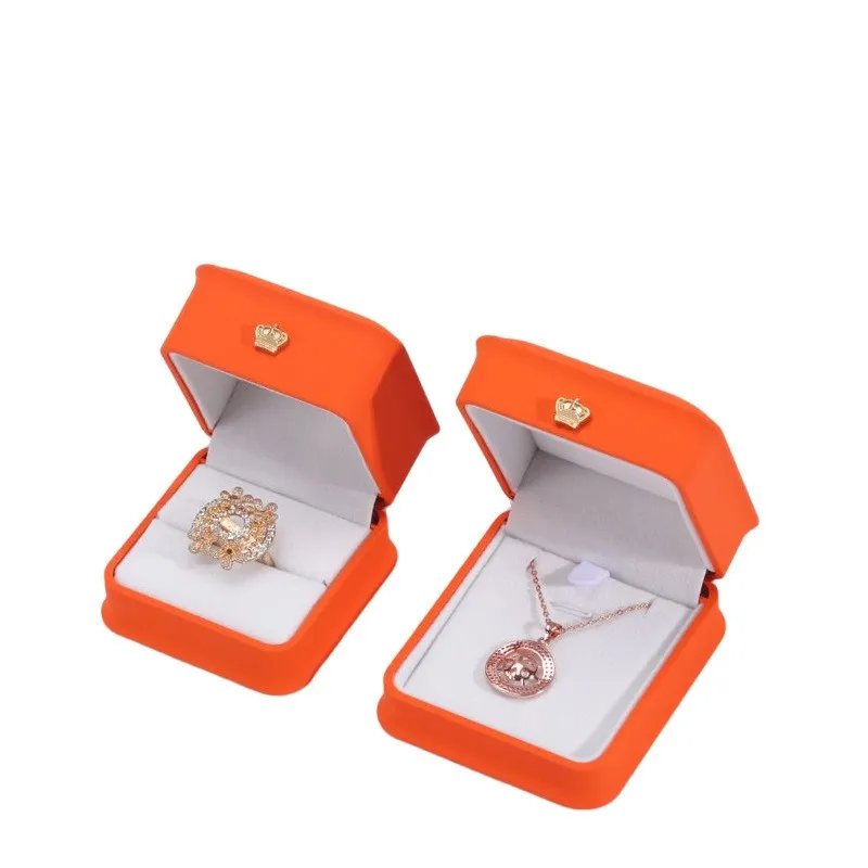 wholesale pu leather crown ring box elegant fashion jewelry packaging box for bracelets necklaces gift wholesale pu leather crown ring box elegant fashion jewelry packaging box for bracelets necklaces gift