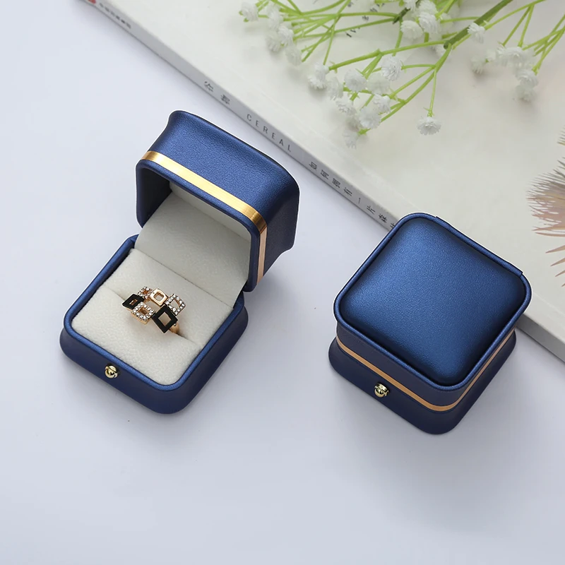 wholesale wedding ring box modern jewellery gift ring case for woman engagement vintage jewelry box packaging custom logo wholesale wedding ring box modern jewellery gift ring case for woman engagement vintage jewelry box packaging custom logo
