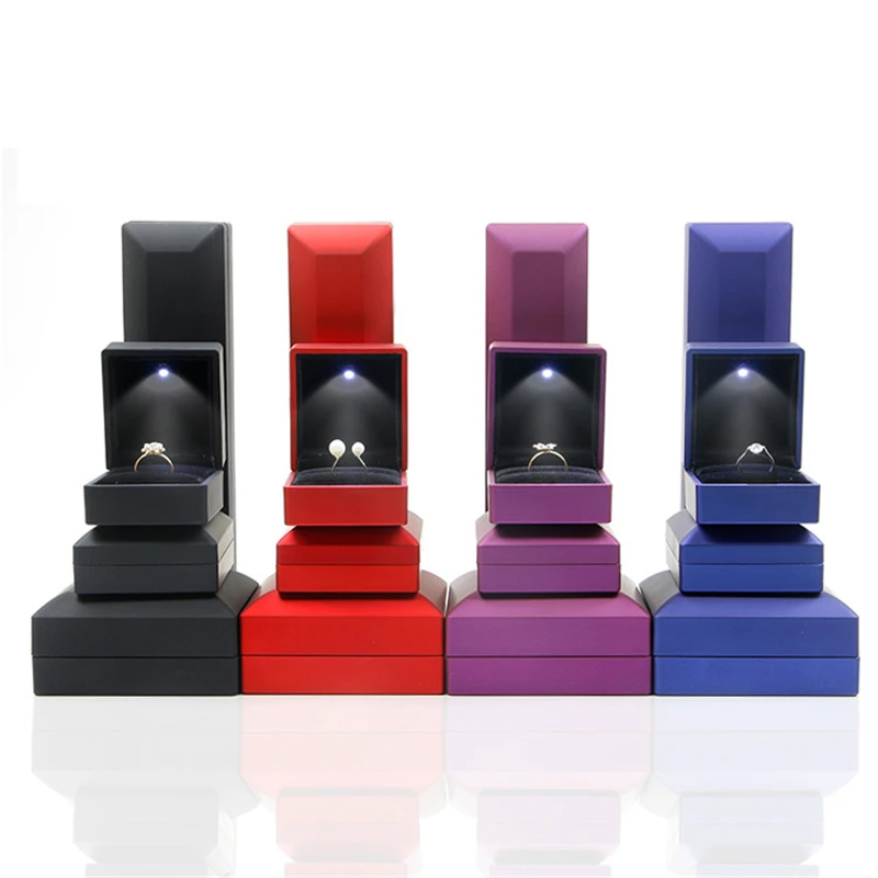 luxury high quality velvet material ring jewellery boxes with led light customized luxury wedding jewelry packaging luxury high quality velvet material ring jewellery boxes with led light customized luxury wedding jewelry packaging