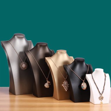 Luxury High Quality PU Leather Jewelry Necklace Bust Holder Ready to Ship Mannequin Display Prop Quality Jewellery Container